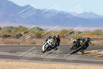 media/Nov-16-2024-CVMA (Sat) [[0e4bb1f32f]]/Race 9-Amateur Supersport Middleweight/